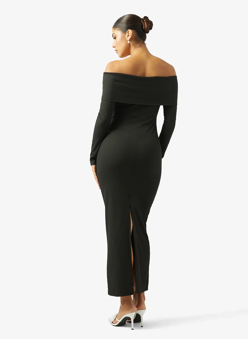 ايلا Off Shoulder Shift Dress